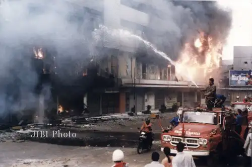 History Kelam Peristiwa Tragedi Mei 98, Tentang Sejarah